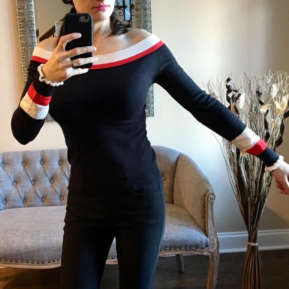 ✨ LAST✨Off Shoulder Top - Picture 4 of 8